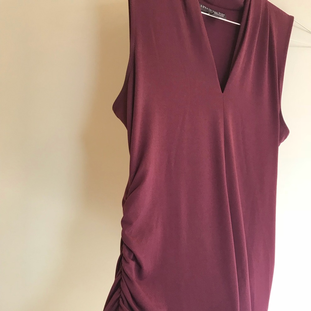 Pea in the pod maternity top
